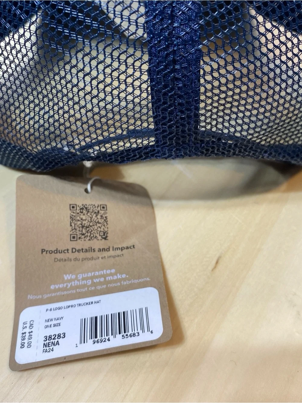 NWT Patagonia P-6 Logo LoPro Trucker Hat New Navy Blue Mesh Snapback Cap 38283⁠